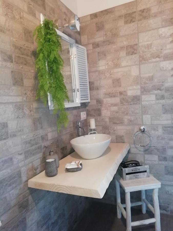 Albavilla B&B Cristalli Di Luce מראה חיצוני תמונה
