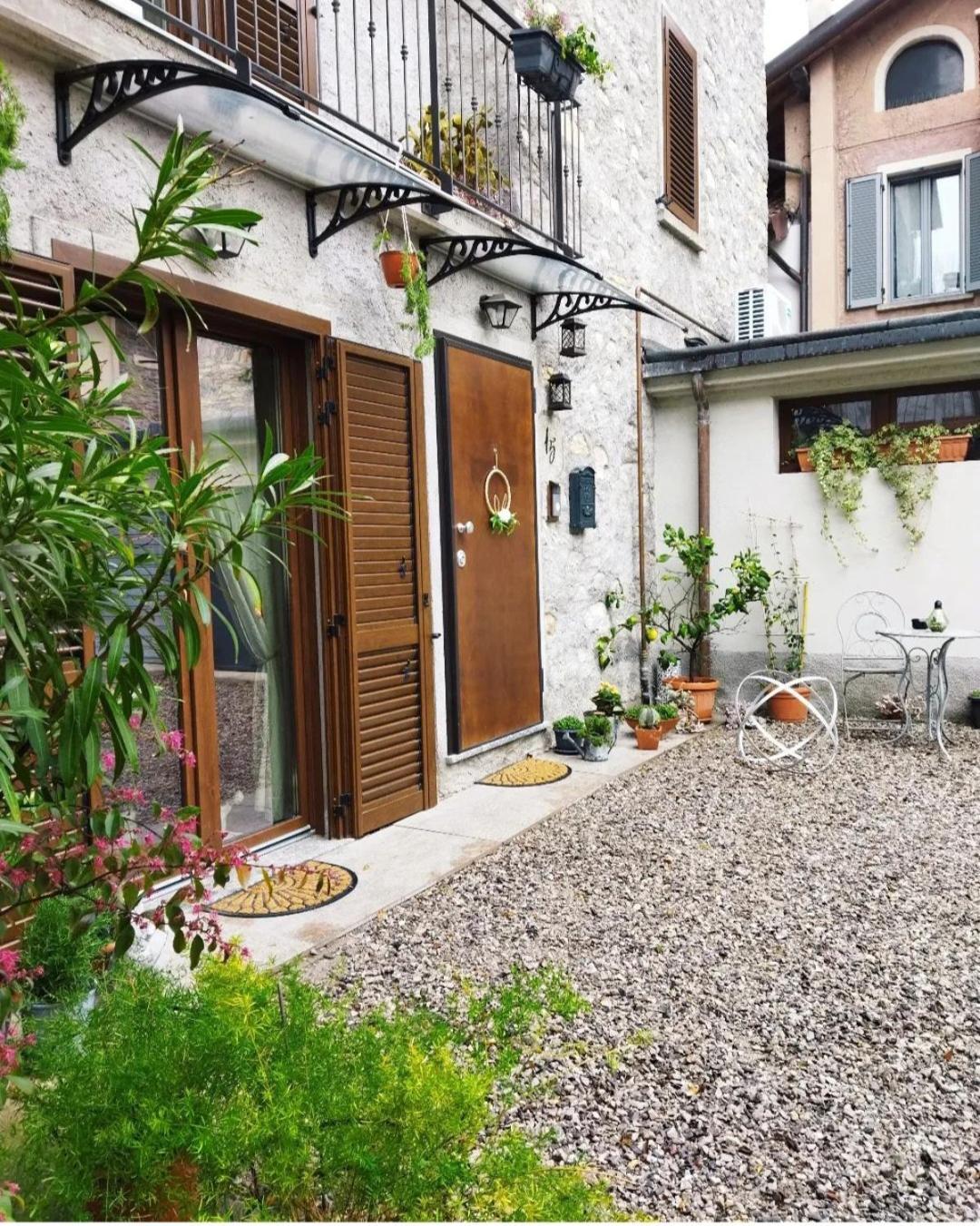 Albavilla B&B Cristalli Di Luce מראה חיצוני תמונה